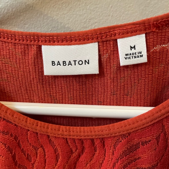 ARITZIA burnt orange size medium, like new, Babaton - Picture 3 of 3